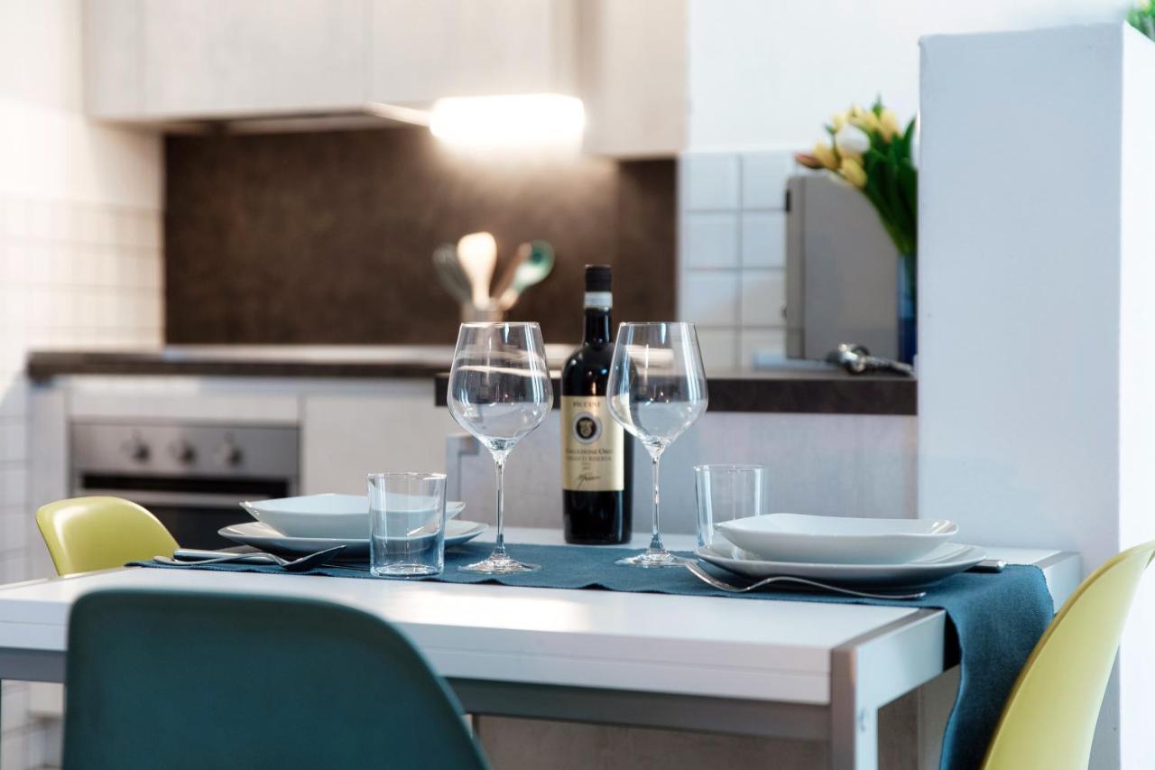 Barbablue Flat - The House Of Travelers Apartment Como Exterior photo