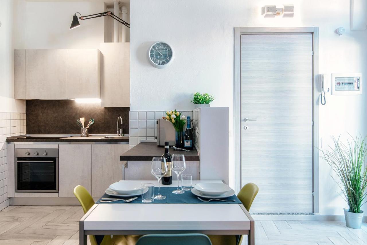 Barbablue Flat - The House Of Travelers Apartment Como Exterior photo